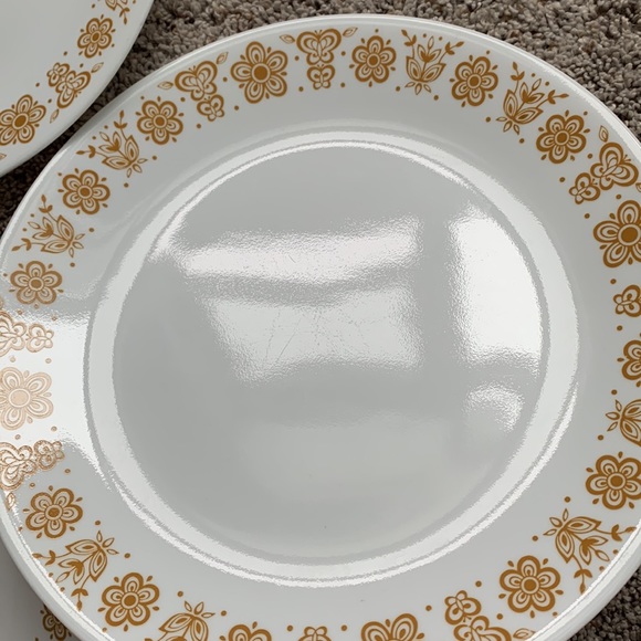 Vintage Corelle By Corning 10β Butterfly Gold Dinner Plate - Picture 5 of 9